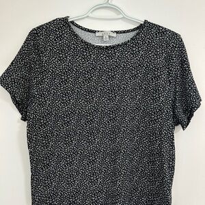 Gaze Black and White print Short Sleeve Top, very soft.